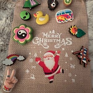 STOCKING STUFFER. 18 CROCs CHARMS